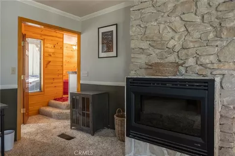 Entry Way - 40153 Lakeview Dr, Big Bear Lake, CA 92315 photo 1 of 2