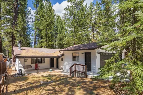 41602 Mcwhinney Ln, Big Bear Lake, CA 92315
