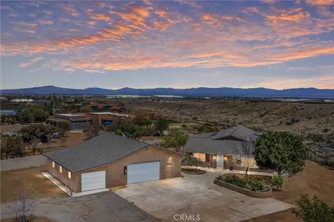 7045 Oak Hill Rd, Oak Hills, CA 92344