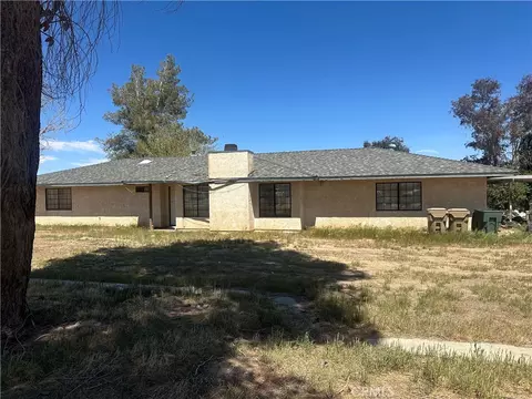 15130 Elm St, Hesperia, CA 92345