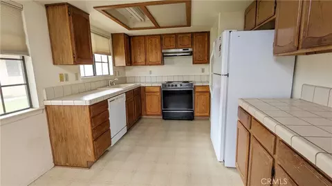 11682 Maple St, Apple Valley, CA 92308 photo 5