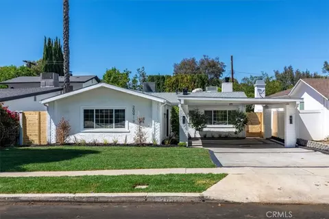 20919 De La Guerra St, Woodland Hills, CA 91364