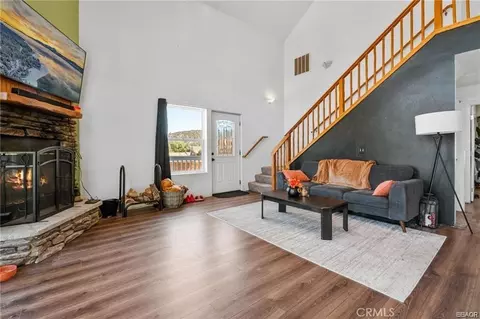 2076 Cedar Ln, Big Bear City, CA 92314