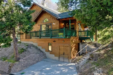 29278 Pine Dr, Cedar Glen, CA 92321