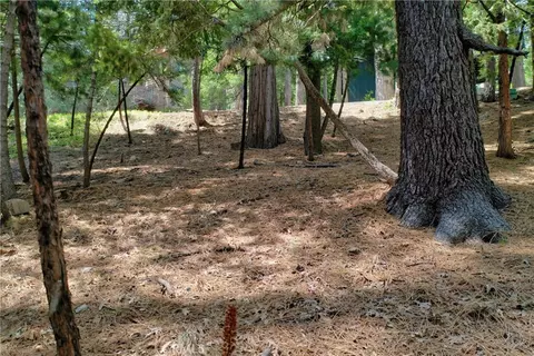 0 Terrace, Lake Arrowhead, CA 92352