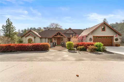 1405 Rock Ridge Dr, Lake Arrowhead, CA 92352