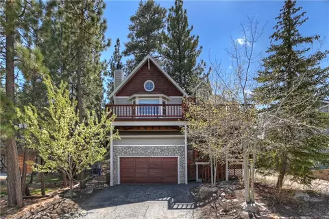 40283 Lakeview Dr, Big Bear Lake, CA 92315