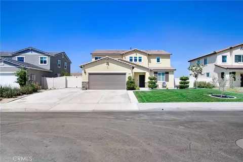 1212 Venice Ave, Mentone, CA 92359