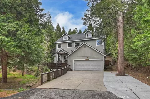 Exterior - 28589 Shenandoah Dr, Lake Arrowhead, CA 92352 photo 9 of 11