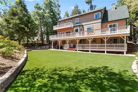 26061 Augusta Dr, Lake Arrowhead, CA 92352