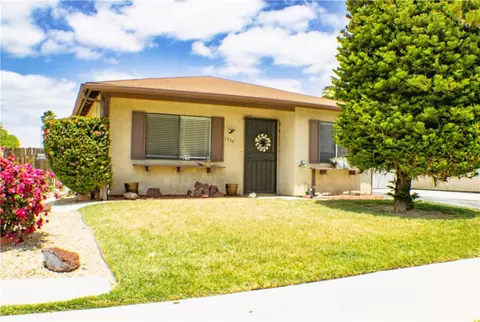 1934 Pueblo Dr, Hemet, CA 92545