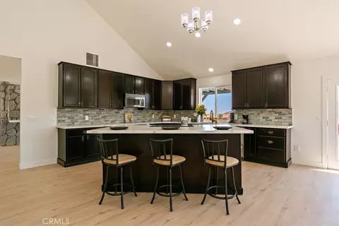 9255 Fortuna Ave, Yucca Valley, CA 92284
