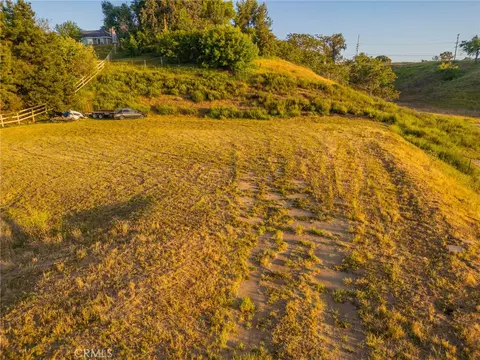 34077 5th Pl, Yucaipa, CA 92399 photo 7