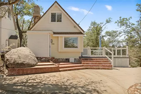 988 Inspiration Dr, Lake Arrowhead, CA 92326