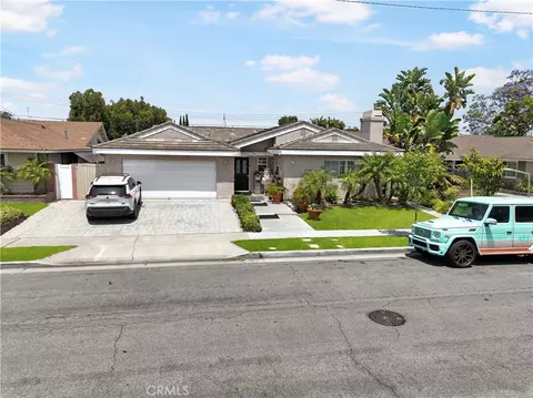 15332 Shasta Ln, Huntington Beach, CA 92647
