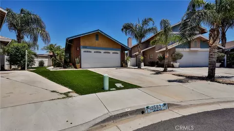 13582 Blue Spruce Ct, Moreno Valley, CA 92553