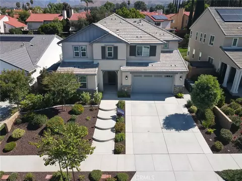 1827 Montecito Ln, Redlands, CA 92374