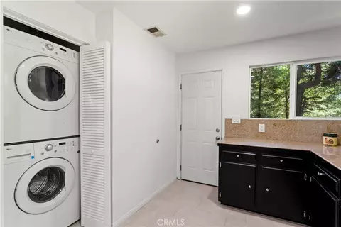 Other - 27917 Squirrel Ln, Lake Arrowhead, CA 92352 photo 8 of 11