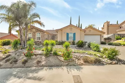 6758 N Shannon Ln, San Bernardino, CA 92407