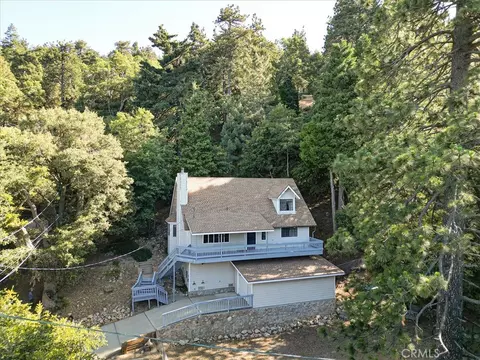 21658 W Buckthorne Dr, Cedarpines Park, CA 92322