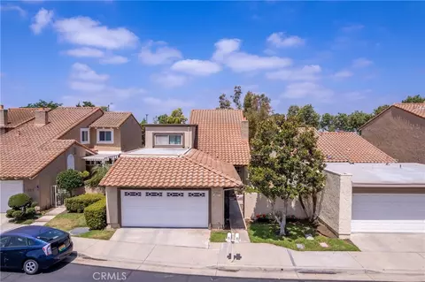 607 Valley Forge Dr, Placentia, CA 92870