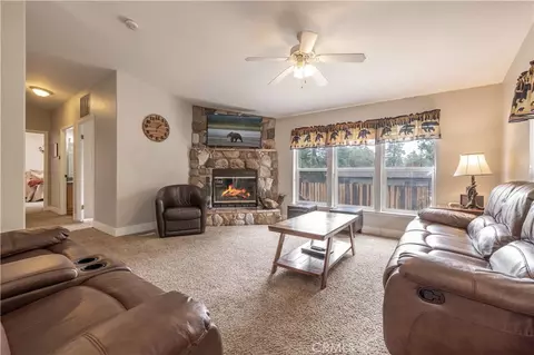 410 Los Angeles Ave, Sugarloaf, CA 92386