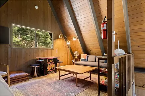 Living - 350 S Fairway Dr, Lake Arrowhead, CA 92352 photo 3 of 3