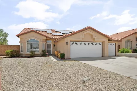15203 Zircon Dr, Victorville, CA 92394