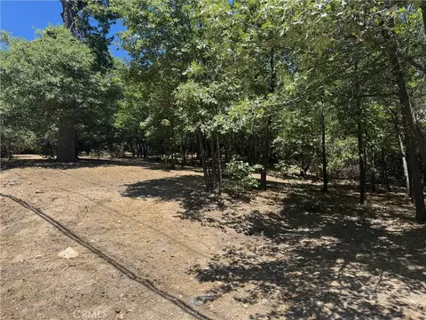 0 Lachen, Lake Arrowhead, CA 92352
