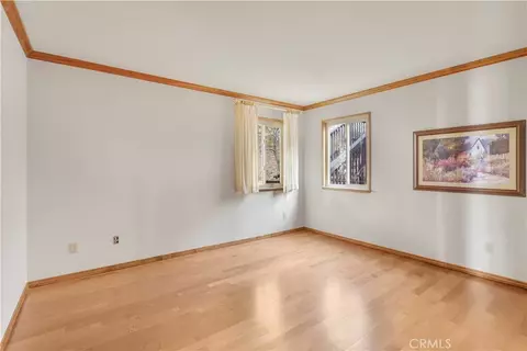 Bedroom - 28992 Banff Dr, Lake Arrowhead, CA 92352 photo 1 of 3