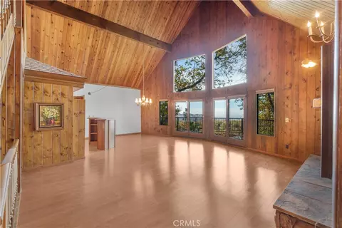 Living - 28992 Banff Dr, Lake Arrowhead, CA 92352 photo 2 of 7