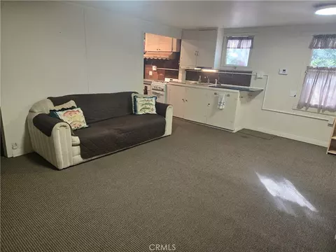 Living - 25035 Moon Dr, Crestline, CA 92325 photo 2 of 3