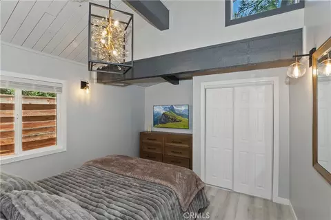 Bedroom - 580 Lucerne Dr, Big Bear Lake, CA 92315 photo 1 of 4