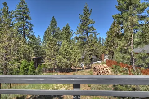 Exterior - 580 Lucerne Dr, Big Bear Lake, CA 92315 photo 9 of 16