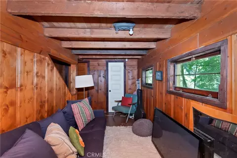 Living - 714 Blue Jay Canyon Rd, Blue Jay, CA 92317 photo 4 of 4