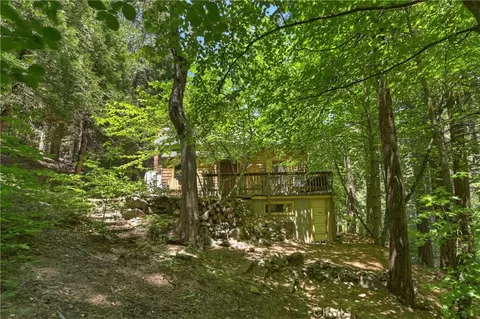 Exterior - 714 Blue Jay Canyon Rd, Blue Jay, CA 92317 photo 3 of 5