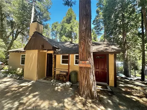 40914 Oak Dr, Forest Falls, CA 92339