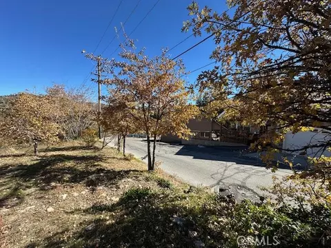 2379 Chicago Dr, Running Springs, CA 92382 photo 14
