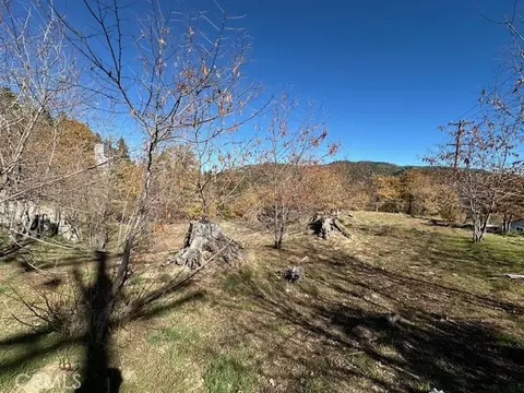 2379 Chicago Dr, Running Springs, CA 92382 photo 11