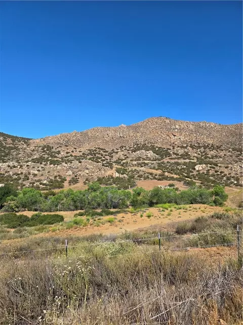 0 Los Altos, Sage, CA 92544 photo 25