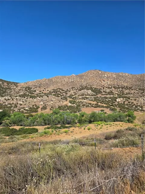 0 Los Altos, Sage, CA 92544 photo 25