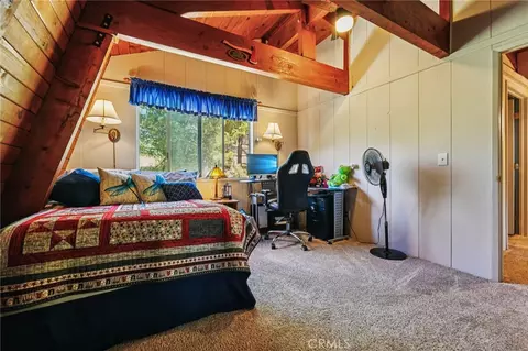 Bedroom - 463 Delle Dr, Crestline, CA 92325 photo 6 of 6