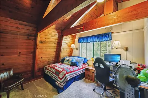 Bedroom - 463 Delle Dr, Crestline, CA 92325 photo 5 of 6
