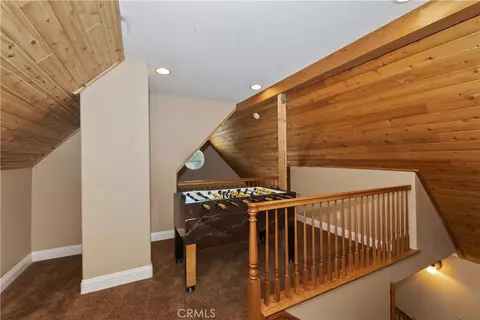 Entry Way - 494 Lakeview Ct, Big Bear Lake, CA 92315 photo 3 of 3