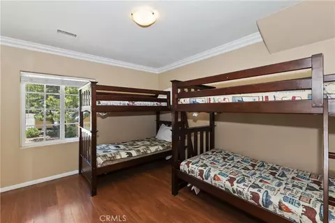 Bedroom - 494 Lakeview Ct, Big Bear Lake, CA 92315 photo 11 of 12