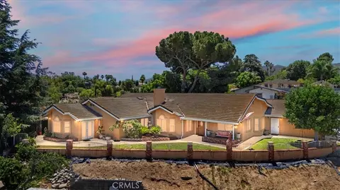 7245 Marilyn Dr, Corona, CA 92881