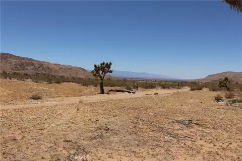 5 Jackson, Apple Valley, CA 92307