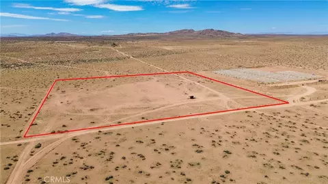 3 Adobe Mountain Ave, Adelanto, CA 92301 photo 3
