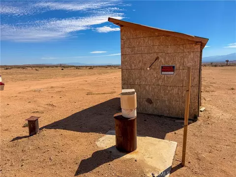 3 Adobe Mountain Ave, Adelanto, CA 92301 photo 12