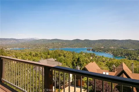 27692 Caribou Dr, Lake Arrowhead, CA 92352